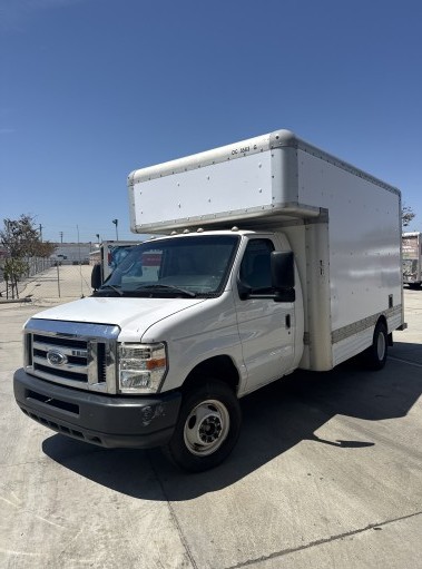 Used 2012 14 ' Box Truck for sale