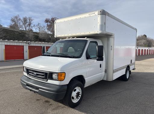 Used 2006 14 ' Box Truck for sale