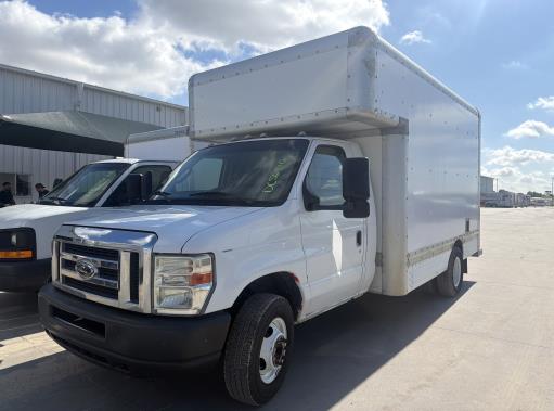 Used 2012 14 ' Box Truck for sale