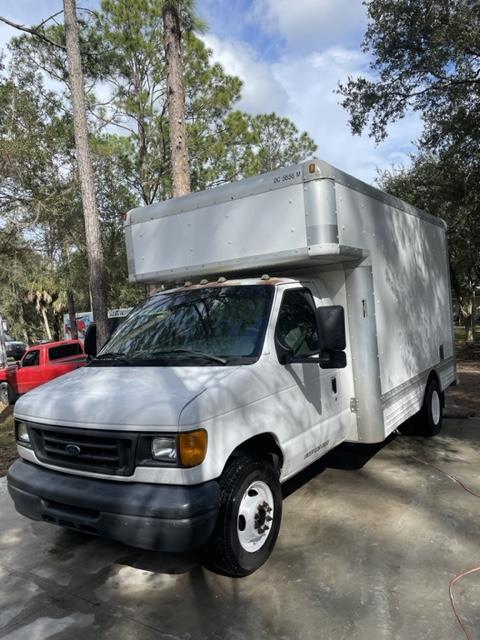 Used 2006 14 ' Box Truck for sale