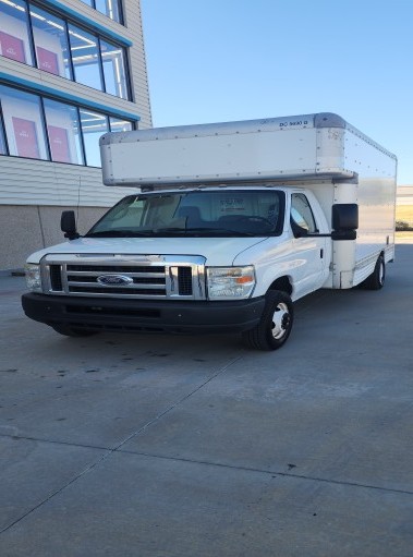 Used 2012 14 ' Box Truck for sale