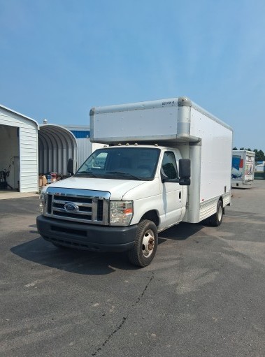 Used 2012 14 ' Box Truck for sale