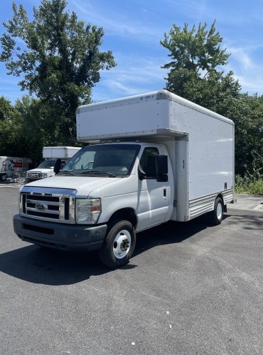 Used 2012 14 ' Box Truck for sale
