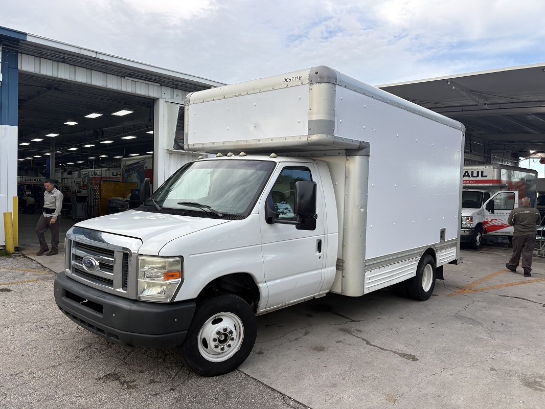 Used 2012 14 ' Box Truck for sale