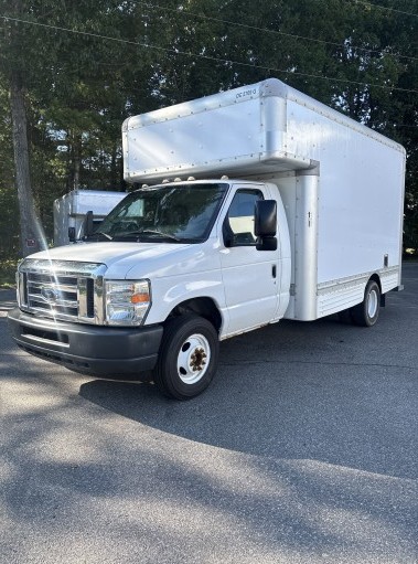 Used 2012 14 ' Box Truck for sale