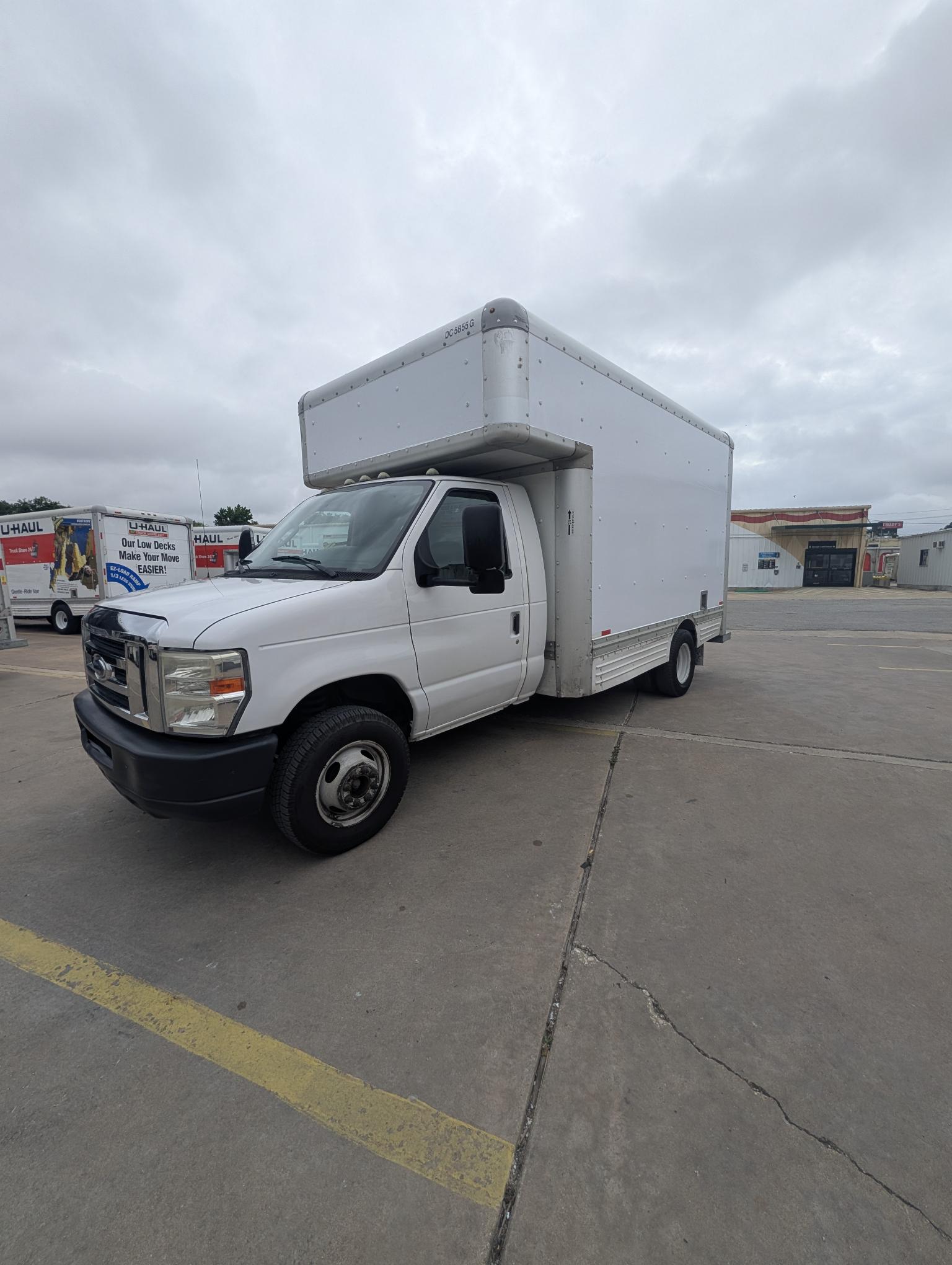 Used 2012 14 ' Box Truck for sale