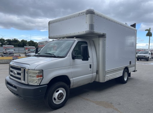Used 2012 14 ' Box Truck for sale