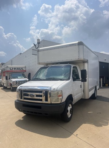 Used 2012 14 ' Box Truck for sale