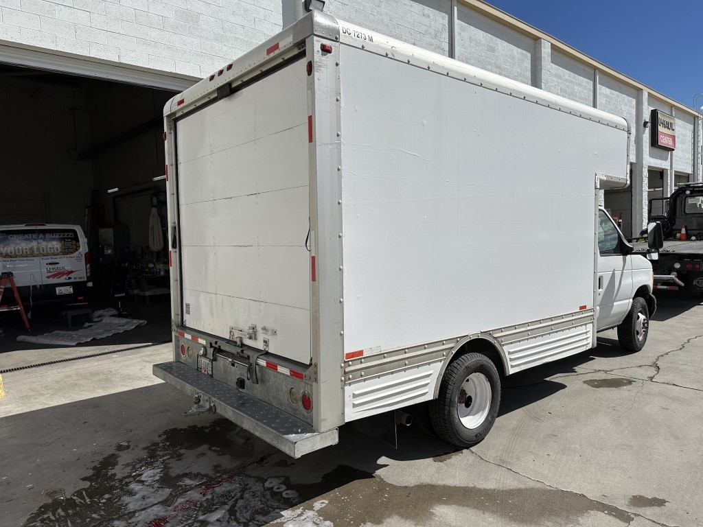 2006 14' Box Truck for Sale in North Las Vegas, NV 89030 UHaul Truck