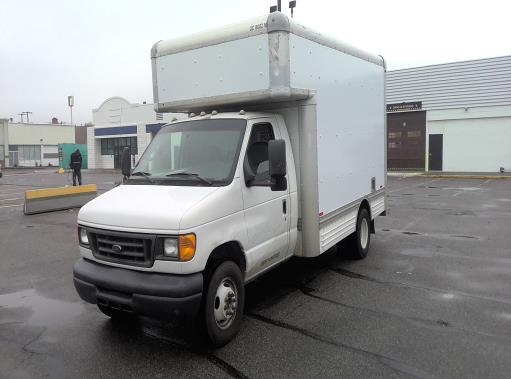 Used 2006 14 ' Box Truck for sale