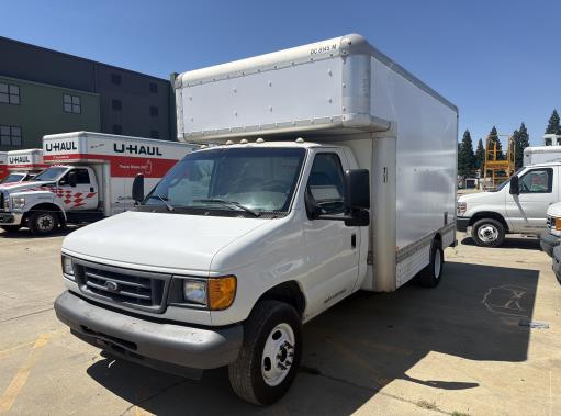Used 2006 14 ' Box Truck for sale