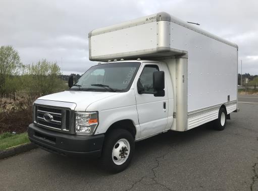 Used 2009 17 ' Box Truck for sale