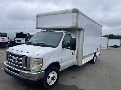 Used 2008 17 ' Box Truck for sale