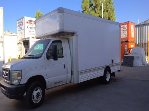 Used 2008 17 ' Box Truck for sale