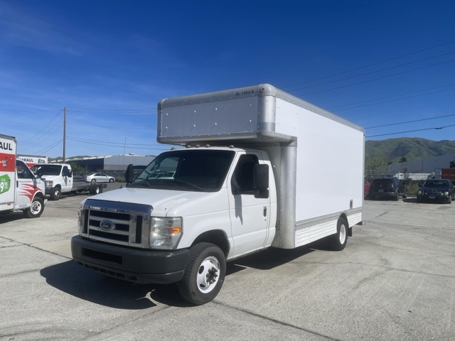 Used 2010 17 ' Box Truck for sale