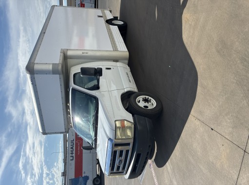 Used 2009 17 ' Box Truck for sale