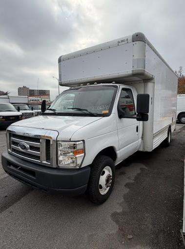Used 2008 17 ' Box Truck for sale