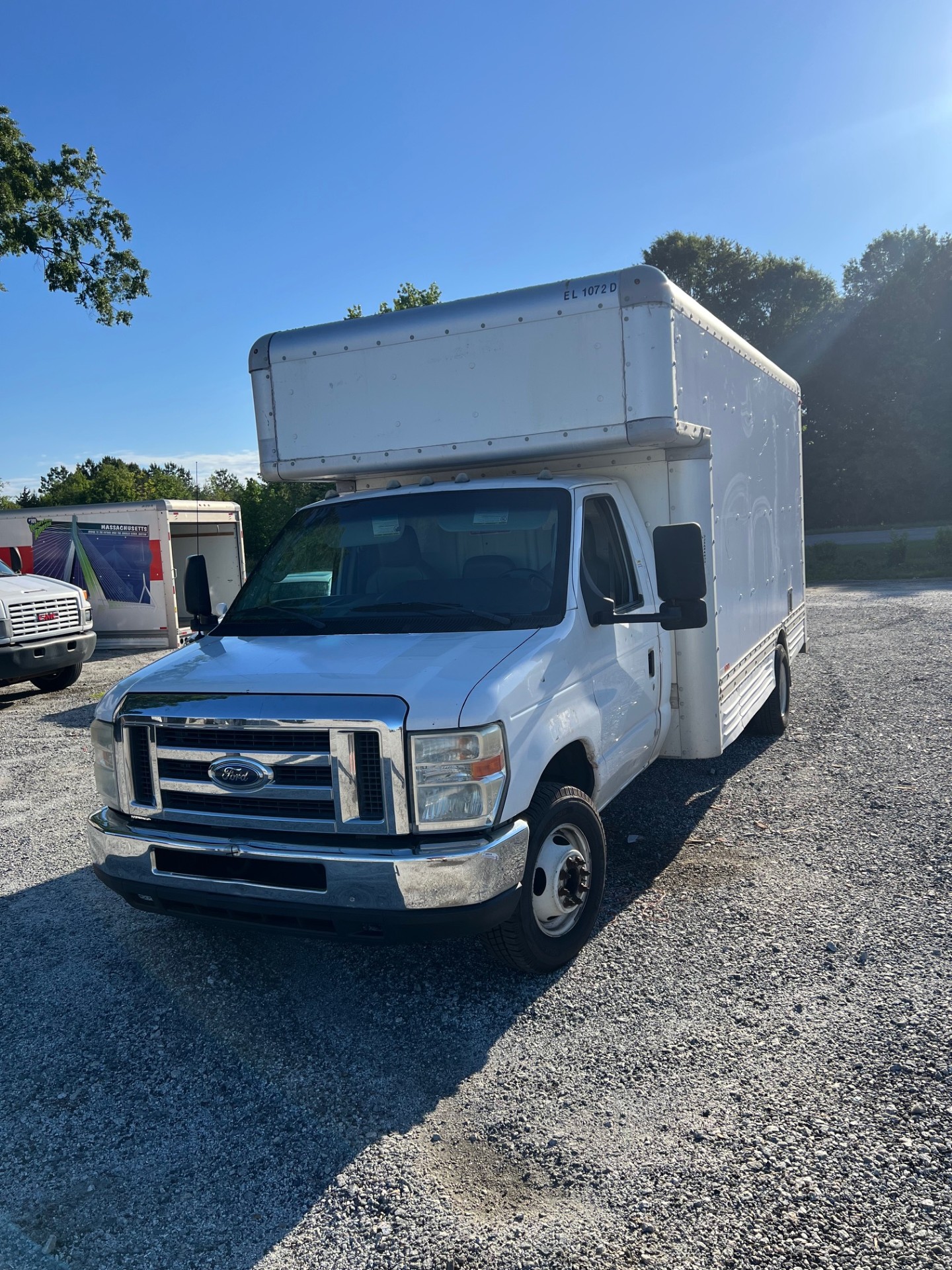 Used 2010 17 ' Box Truck for sale
