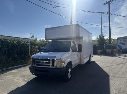 Used 2009 17 ' Box Truck for sale