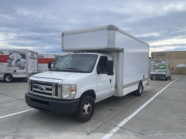 Used 2010 17 ' Box Truck for sale