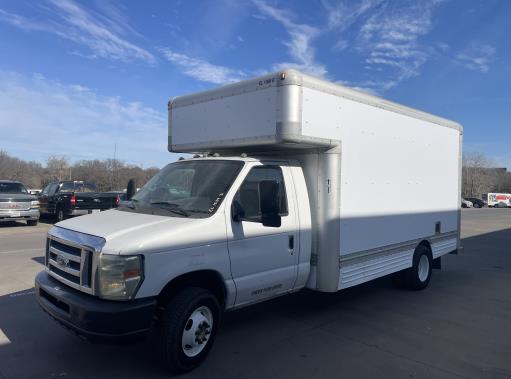 Used 2008 17 ' Box Truck for sale