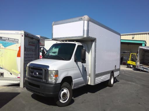 Used 2010 17 ' Box Truck for sale