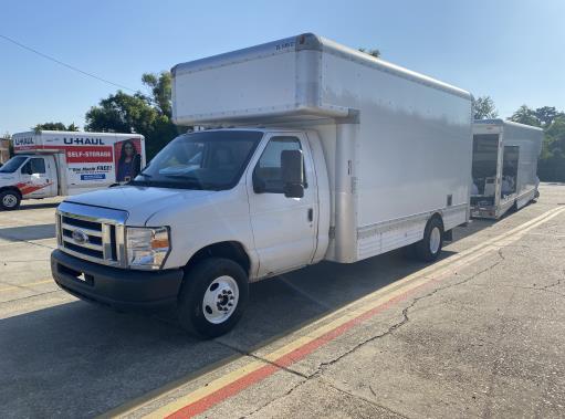 Used 2010 17 ' Box Truck for sale