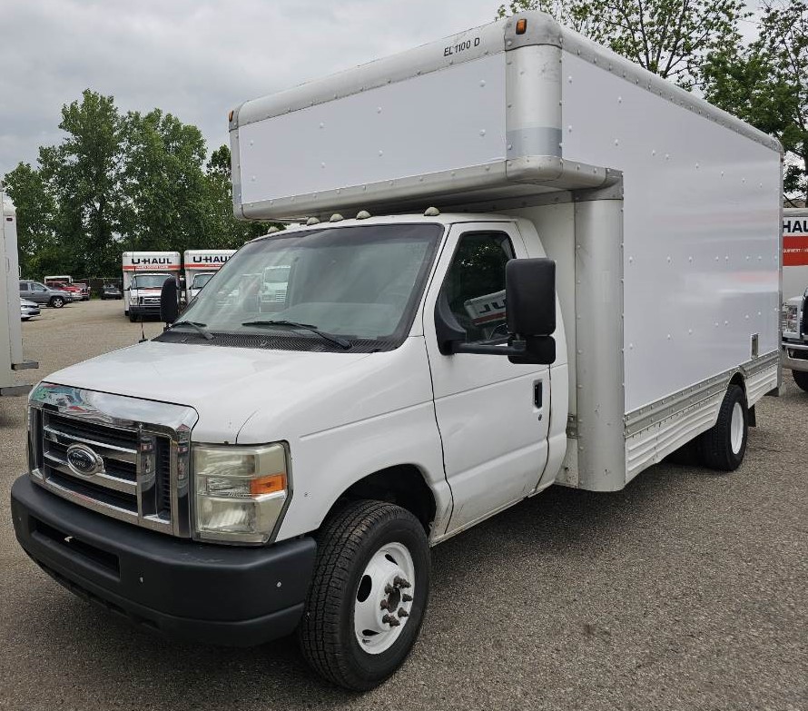 Used 2010 17 ' Box Truck for sale