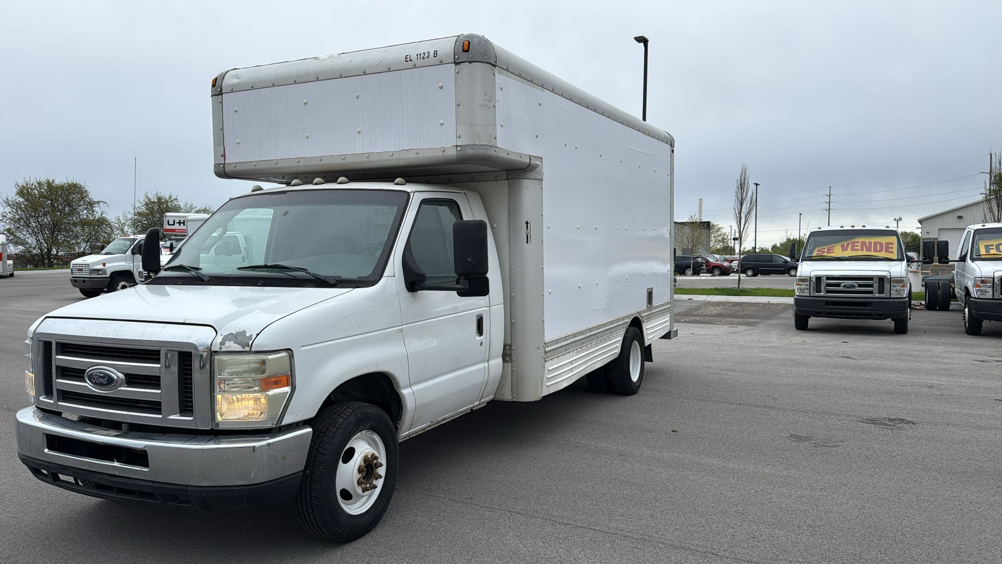 Used 2008 17 ' Box Truck for sale