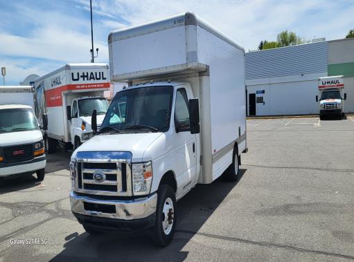 Used 2010 17 ' Box Truck for sale