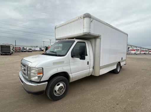 Used 2009 17 ' Box Truck for sale