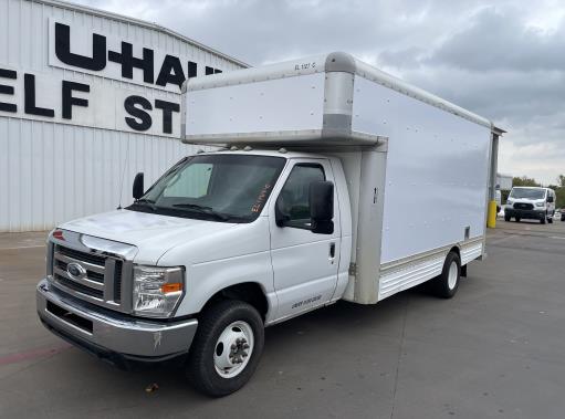 Used 2009 17 ' Box Truck for sale