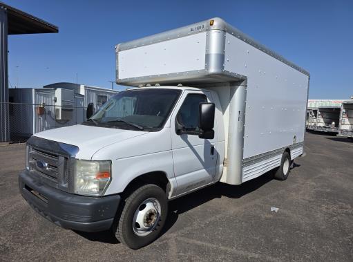 Used 2010 17 ' Box Truck for sale
