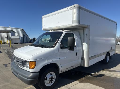 Used 2007 17 ' Box Truck for sale