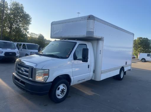 Used 2008 17 ' Box Truck for sale