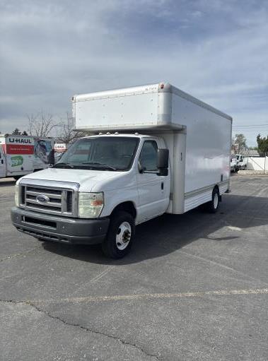 Used 2009 17 ' Box Truck for sale