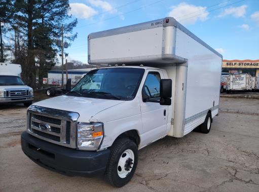 Used 2009 17 ' Box Truck for sale