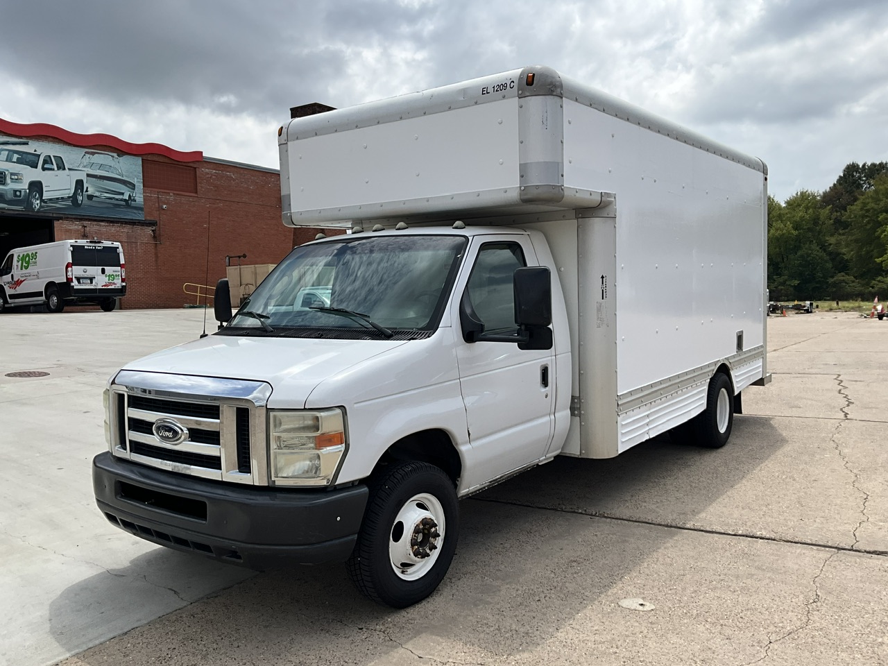 UHaul Box Trucks for Sale in Shreveport, LA at UHaul Moving