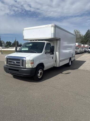 Used 2010 17 ' Box Truck for sale