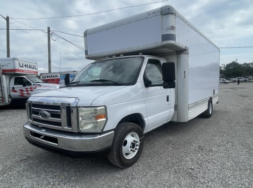 Used 2010 17 ' Box Truck for sale