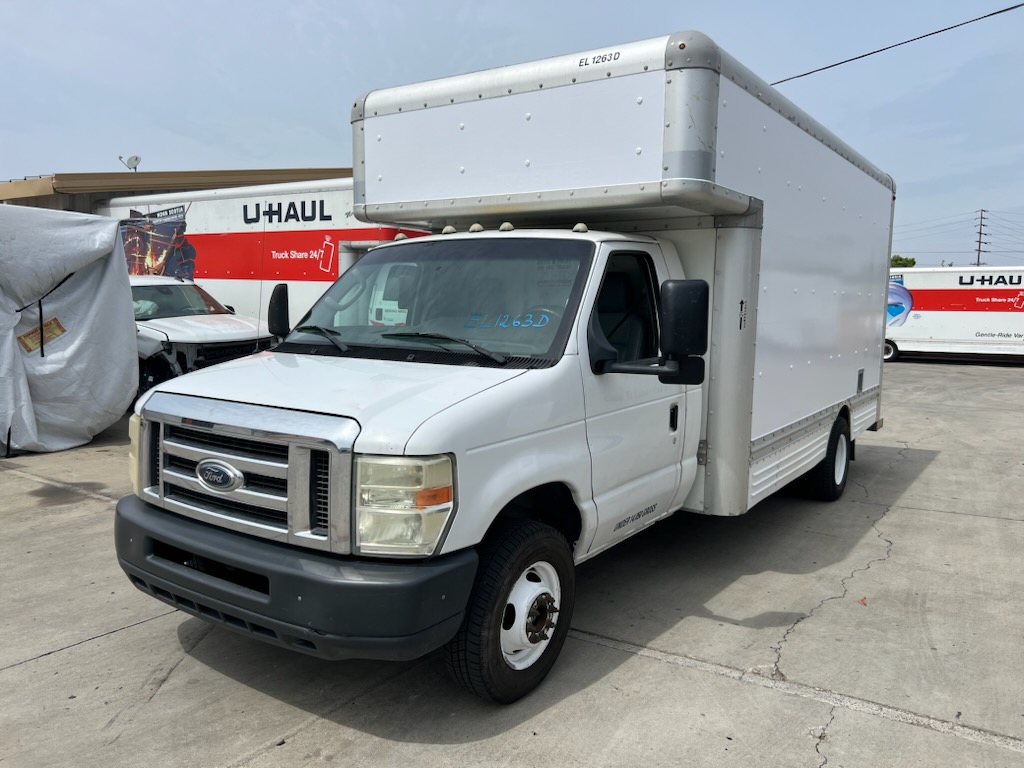 Used 2010 17 ' Box Truck for sale