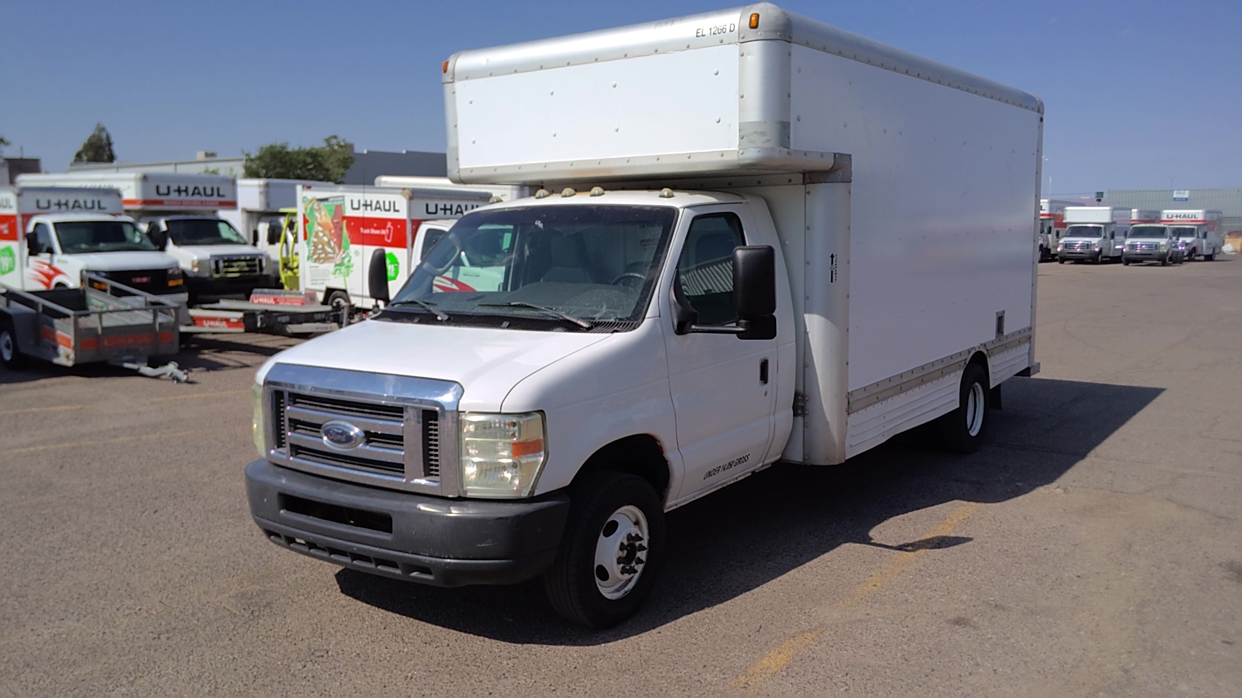 Used 2010 17 ' Box Truck for sale