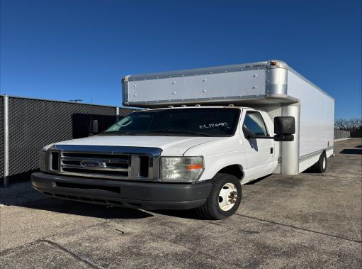 Used 2009 17 ' Box Truck for sale
