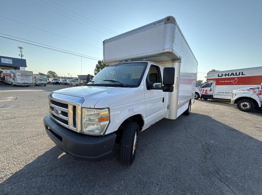 Used 2010 17 ' Box Truck for sale
