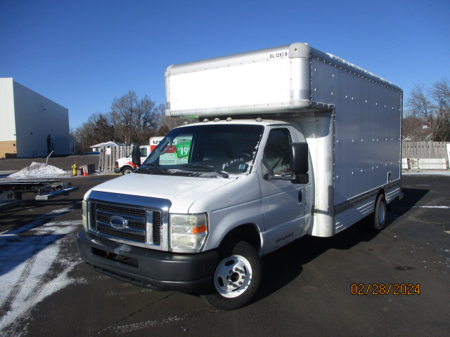 Used 2008 17 ' Box Truck for sale