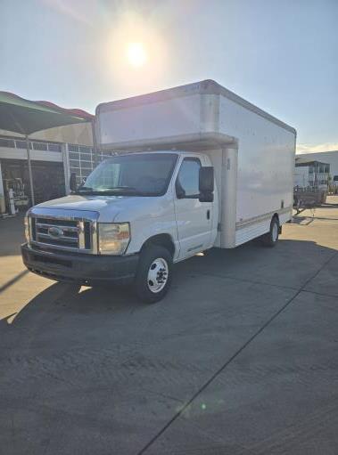 Used 2008 17 ' Box Truck for sale