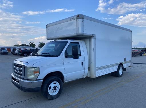 Used 2009 17 ' Box Truck for sale