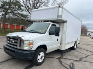 Used 2010 17 ' Box Truck for sale