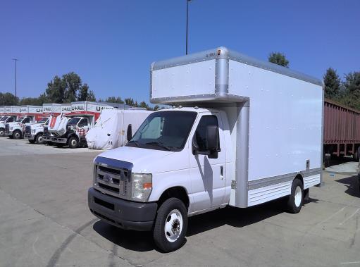 Used 2010 17 ' Box Truck for sale