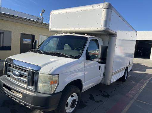 Used 2008 17 ' Box Truck for sale